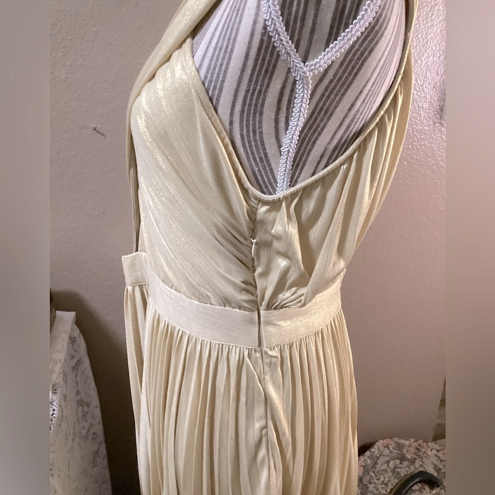 VERB by Pallavi Singhee Elegant HALTER Gold Pleated Dress - Picture 6 of 16